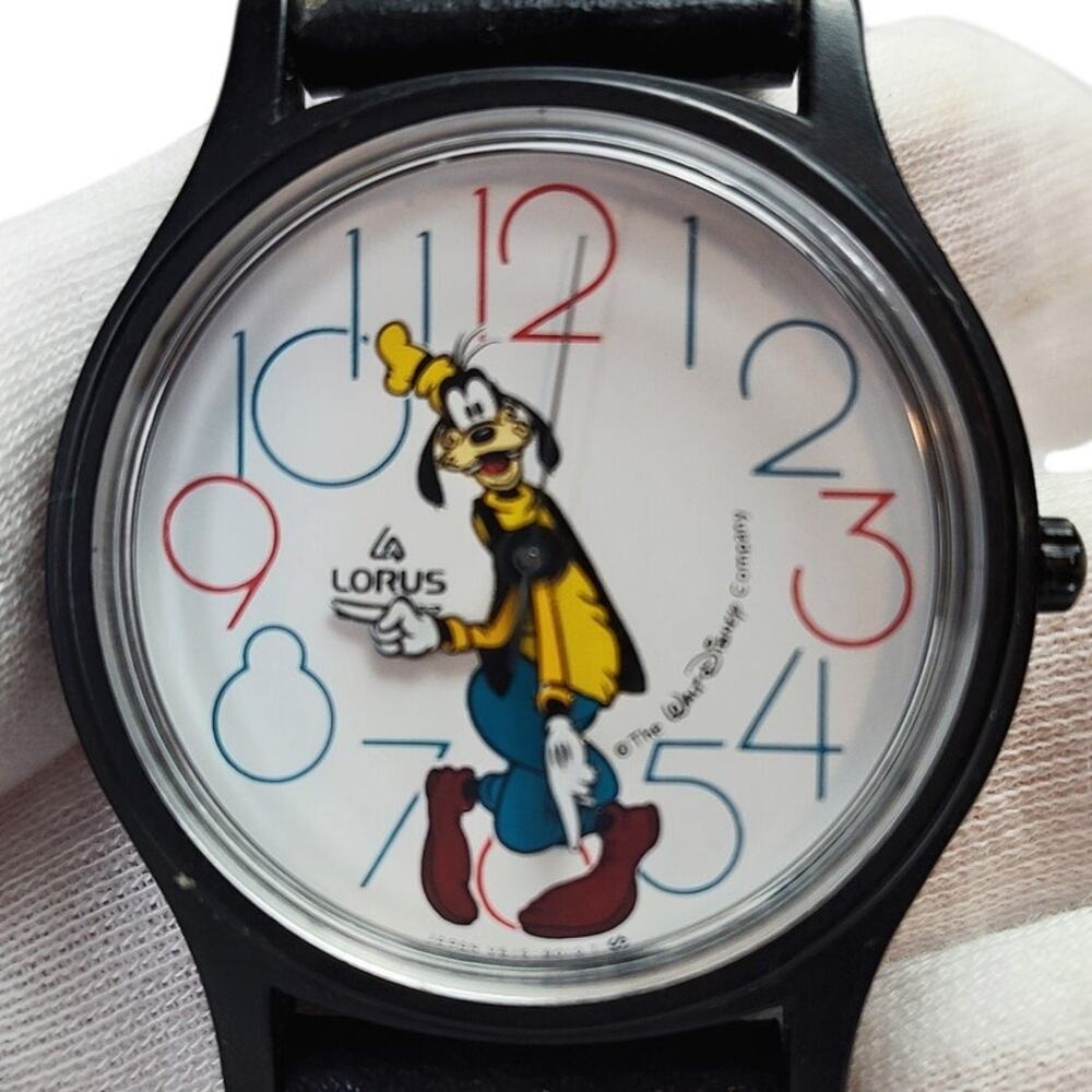 Vintage Lorus Disney Goofy Large Face Watch Black Case Multicolor Dial